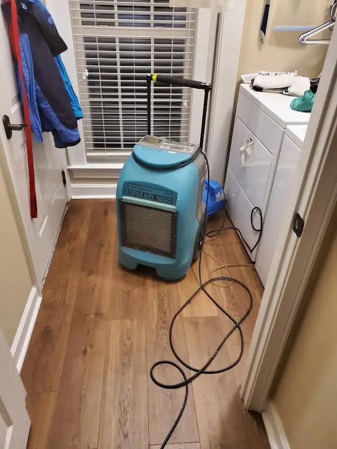 Commercial dehumidifier deployed for Crawl Space Restoration in Madeira